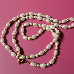 Monet Vintage 70s fuax pearl with Gold-toned  beads/ rhinestones necklace